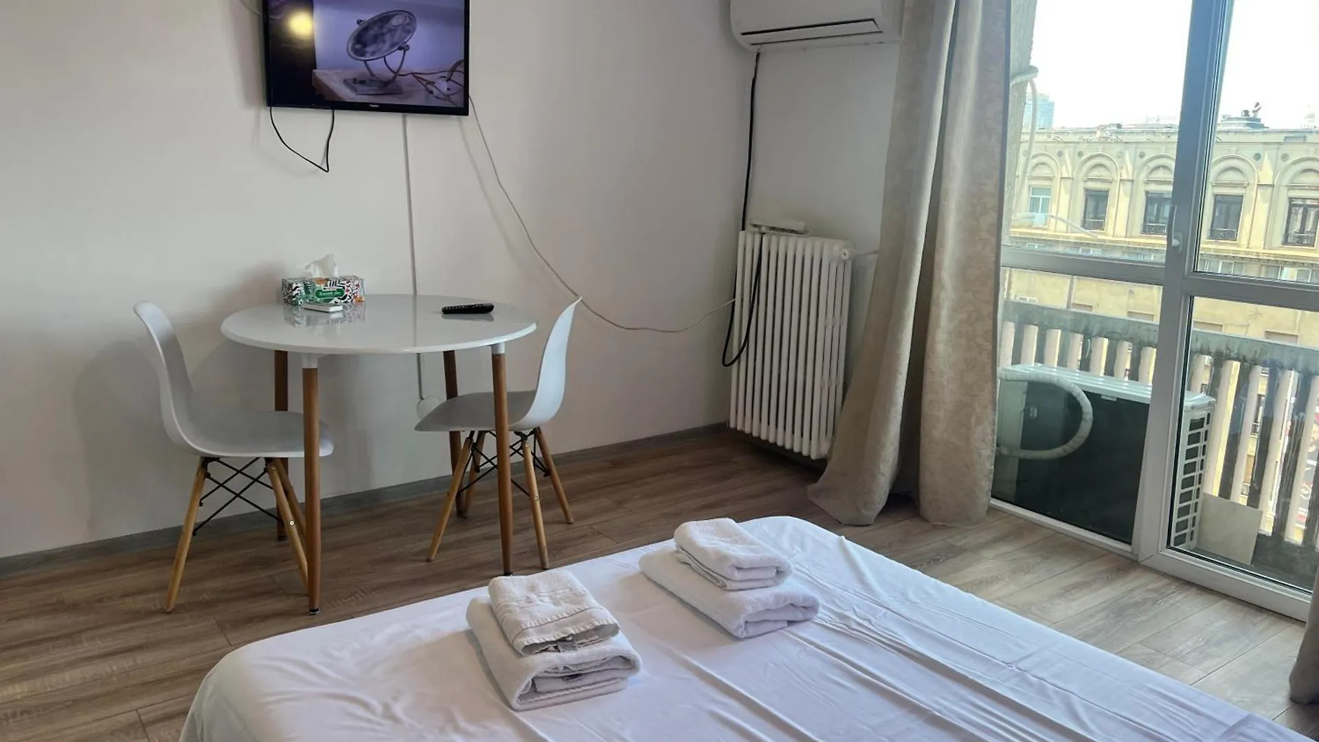 Bucharest Ultracentral Studio Apartment
